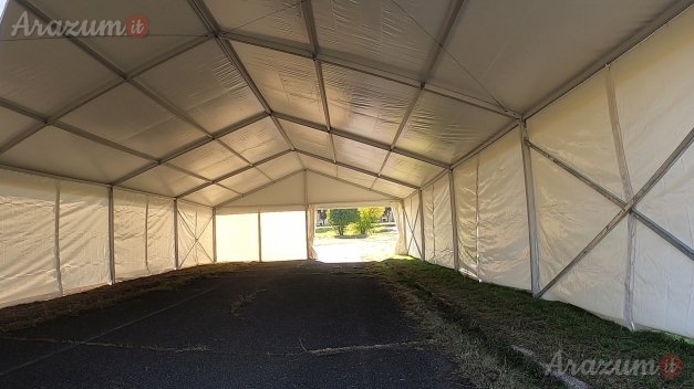 Tendostruttura Nuova 10x20m. H min. 3m., H max 4,8m